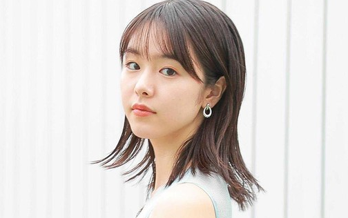 唐田えりか