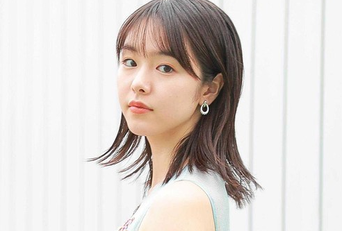 唐田えりか